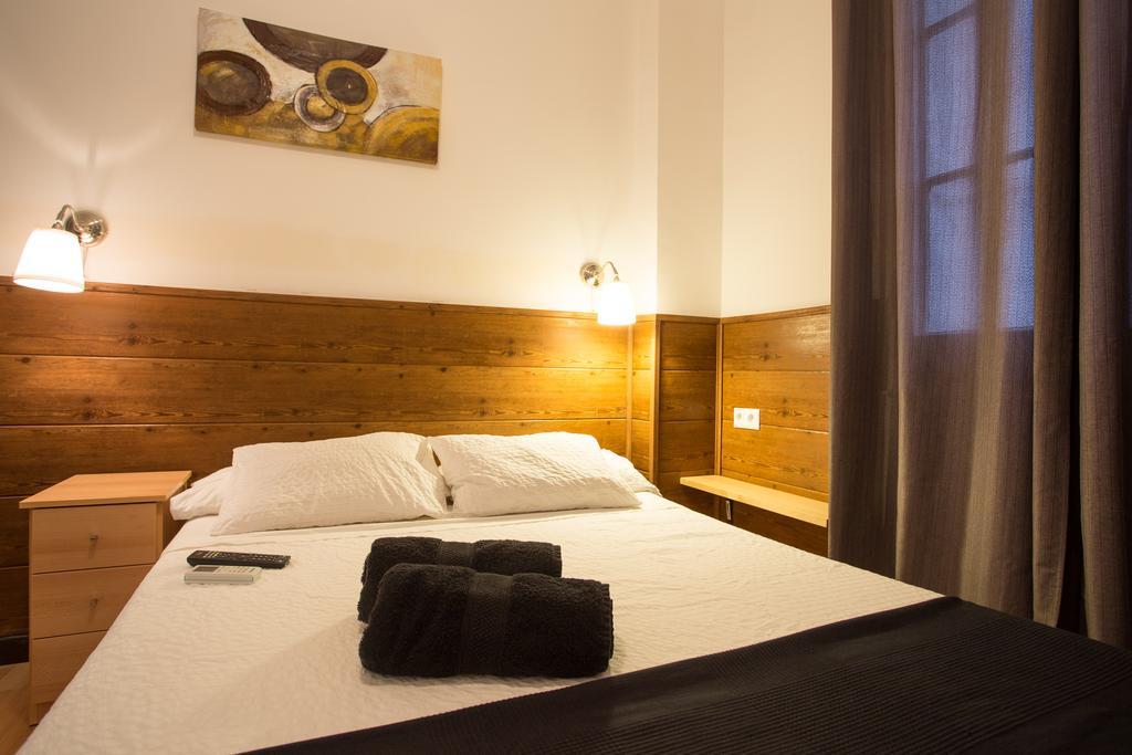 Homestay Citycenter Barcelona Exterior foto