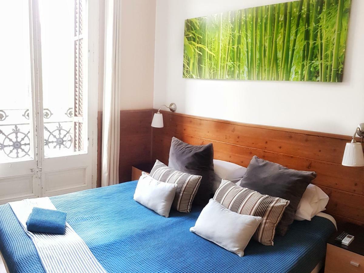 Homestay Citycenter Barcelona Exterior foto